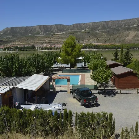 Fishers Paradise Am Ebro Zaragoza Kemp *
