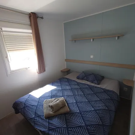 Fishers Paradise Am Ebro Zaragoza Campingplatz Mequinenza