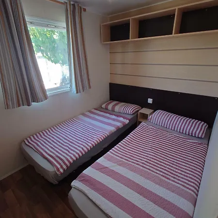 Fishers Paradise Am Ebro Zaragoza *