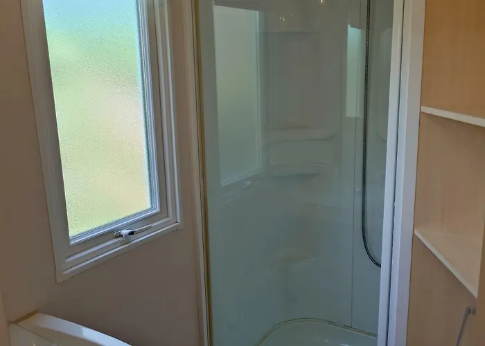 אתר קמפינג Fishers Paradise Am Ebro Zaragoza *